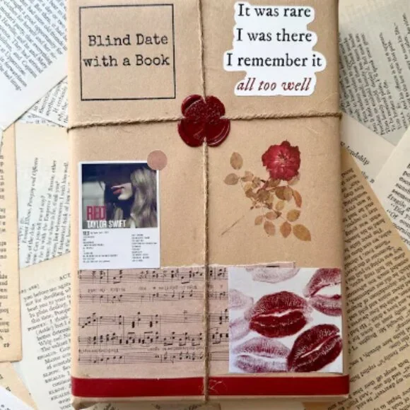 Taylor Swift Blind Date with a Book | Curated by Eras & Genre - Picture 3 of 6